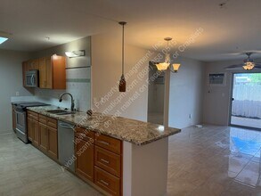 91-1221-1221 Kamaaha Ave in Kapolei, HI - Building Photo - Building Photo