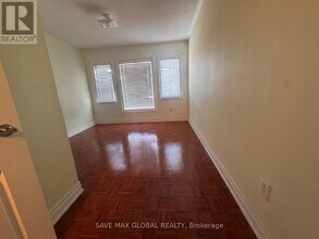 30 Prada Ct in Brampton, ON - Building Photo - Building Photo