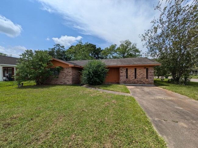 property at 4404 Raven St