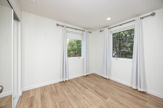 2260 Crestview Dr in Laguna Beach, CA - Building Photo - Building Photo