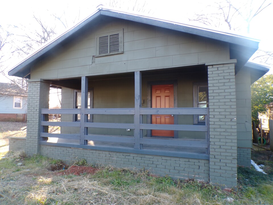 916 47th St N in Birmingham, AL - Building Photo