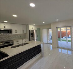 5261 NW 190th St in Miami Gardens, FL - Building Photo - Building Photo