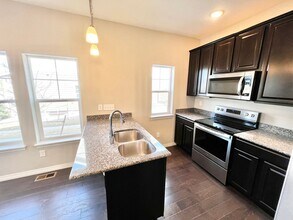 2421 Ridge Top Dr in Fort Collins, CO - Building Photo - Building Photo