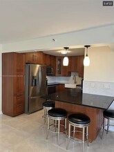 1623 Collins Ave, Unit 215 in Miami Beach, FL - Building Photo - Building Photo