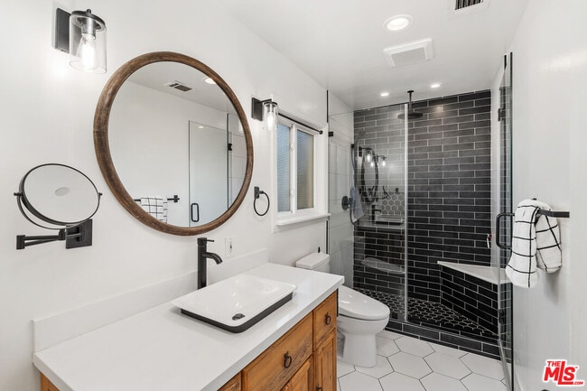 4038 Rosabell St in Los Angeles, CA - Building Photo - Building Photo