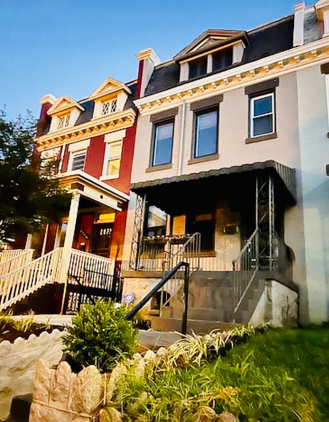 179 V St NE, Unit #A in Washington, DC - Foto de edificio - Building Photo
