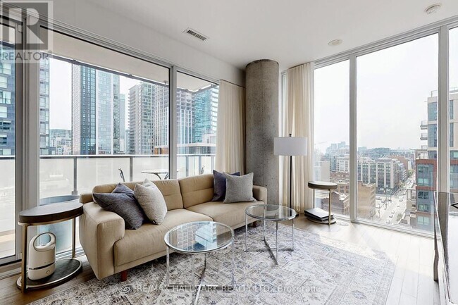 property at 101-1101 Peter St
