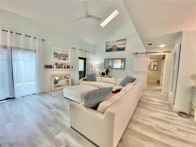 property at 871 Meadowland Dr