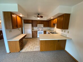 5611 Glenway St in McFarland, WI - Building Photo - Building Photo