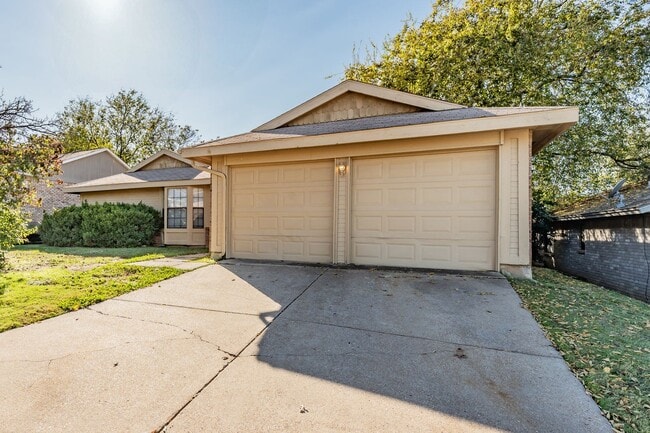 property at 6270 Canyon Cir