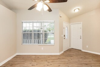 10412 Glassborough Dr in Orlando, FL - Building Photo - Building Photo