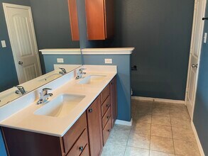 116 Zoisite Ln in Jarrell, TX - Building Photo - Building Photo