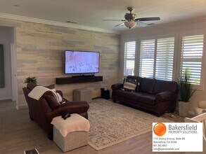 14109 Barbon Beck Ave in Bakersfield, CA - Building Photo - Building Photo