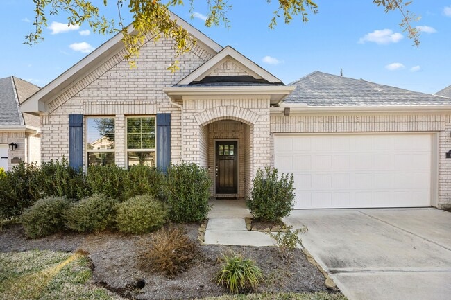 property at 8315 Divot Trce