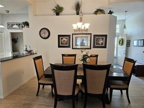 2418 Nantucket Field Way in Sun City Center, FL - Building Photo - Building Photo