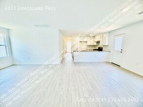 4611 Grassland Pass in San Antonio, TX - Building Photo - Building Photo