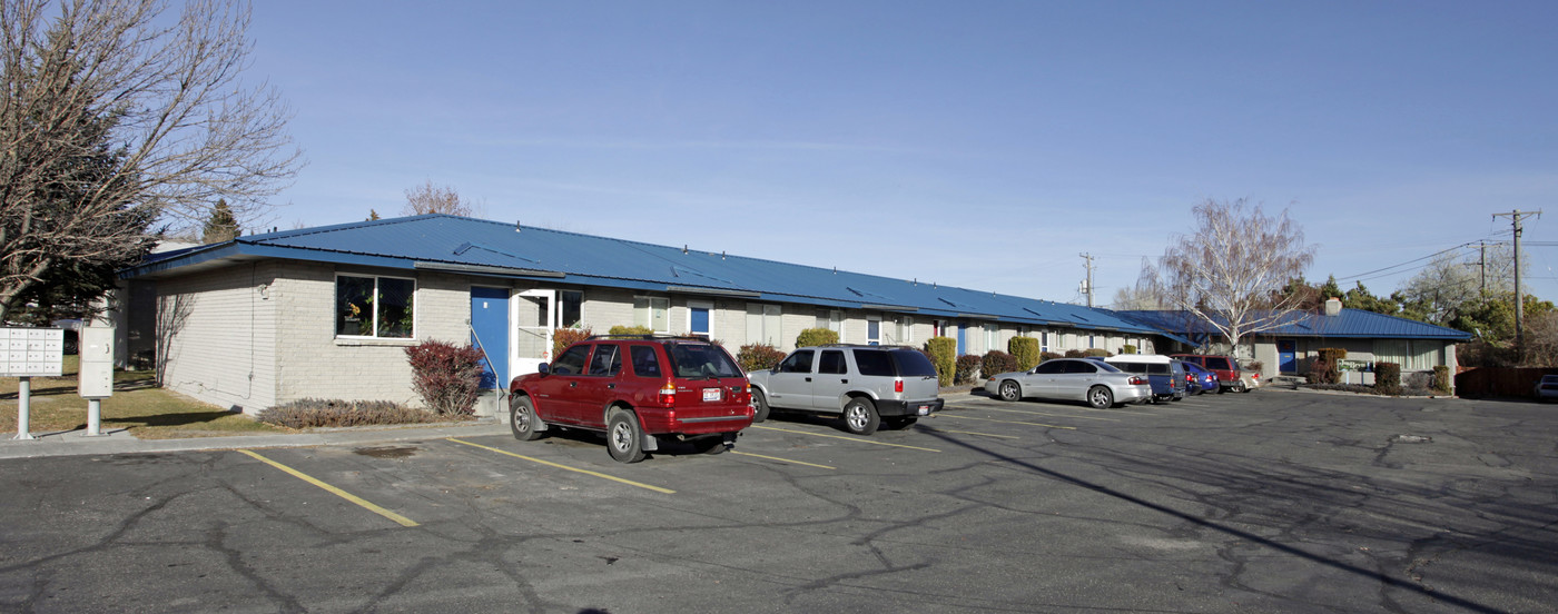 Jus Brytt Apartments in Idaho Falls, ID - Building Photo