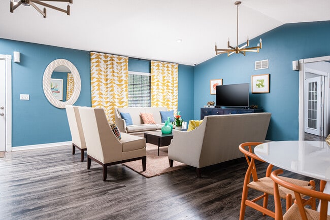 Sunscape Apartment Homes