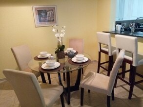 8215 Ibis Club Dr, Unit 109 in Naples, FL - Building Photo - Building Photo