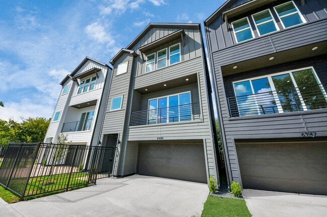 6949 Foster St in Houston, TX - Building Photo - Building Photo