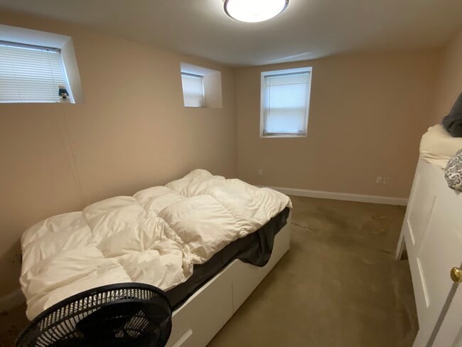 895 Huntington Ave, Unit G-1 in Boston, MA - Foto de edificio - Building Photo