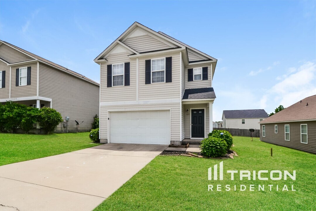 123 Bruin Dr in Lexington, SC - Building Photo