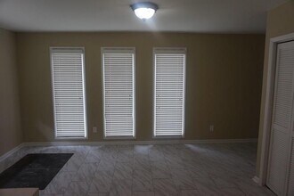 1403 Stephens Dr NE in Atlanta, GA - Building Photo - Building Photo