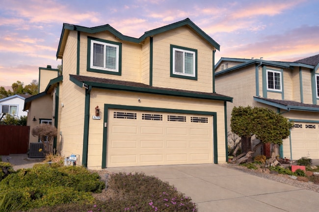 property at 4773 Mallard Common