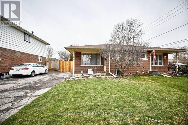 270 Coventry Ct in Oshawa, ON - Building Photo - Building Photo