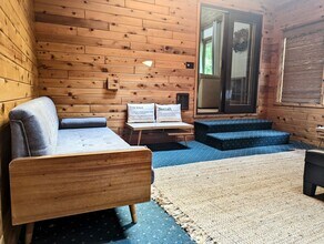 1317 Orchard Ct in Neenah, WI - Building Photo - Building Photo