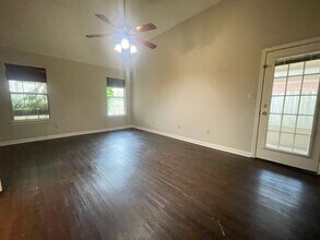 5884 Alexandria Ln in Southaven, MS - Building Photo - Building Photo