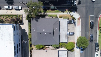 3560 Emerald St in Torrance, CA - Foto de edificio - Building Photo