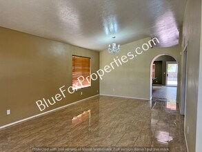 3011 W Corte Olivia in Tucson, AZ - Building Photo - Building Photo