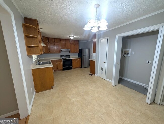 property at 218 Wallis St