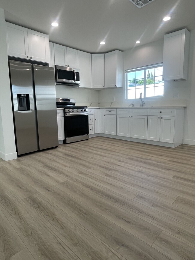 property at 8142 Redbush Ln