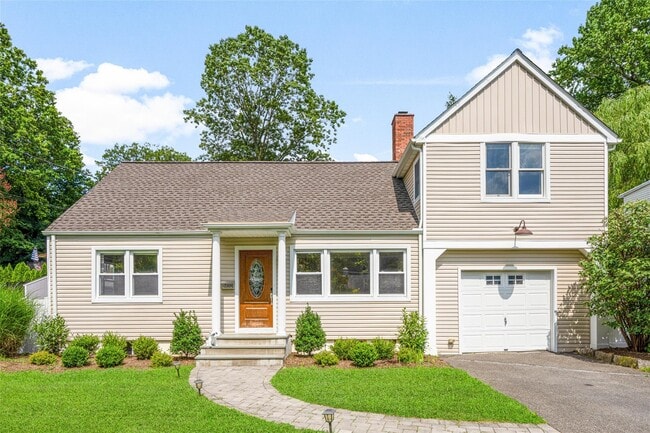property at 1504 Raleigh Rd