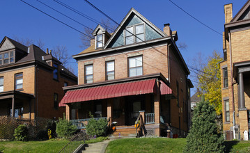 10-14 Kendall Ave in Pittsburgh, PA - Building Photo - Building Photo