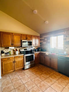 5738 Vermillion Bluffs Dr in Colorado Springs, CO - Building Photo - Building Photo