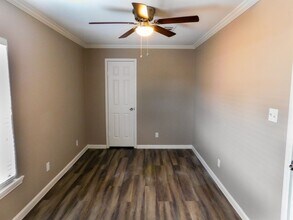 150 Varsity Cir in Huntsville, TX - Building Photo - Building Photo