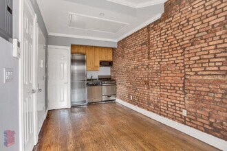 521 E 5th St in New York, NY - Building Photo - Building Photo