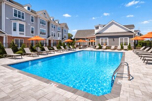 The Rail at North Bergen in North Bergen, NJ - Building Photo