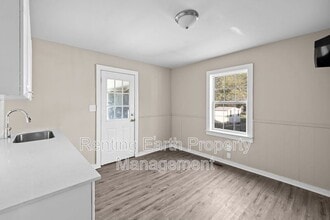 2423 Circle Dr in Hueytown, AL - Building Photo - Building Photo