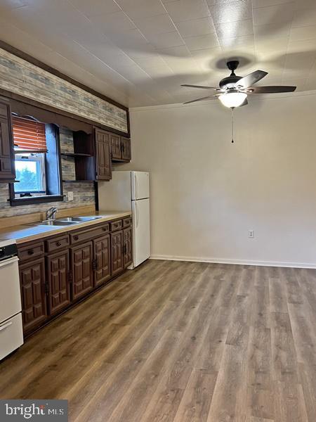 property at 6 York St