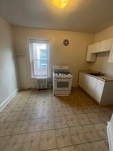 5430 N Fairhill St, Unit # 2 in Philadelphia, PA - Foto de edificio - Building Photo