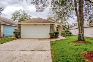 724 Putters Green Way S in Jacksonville, FL - Building Photo