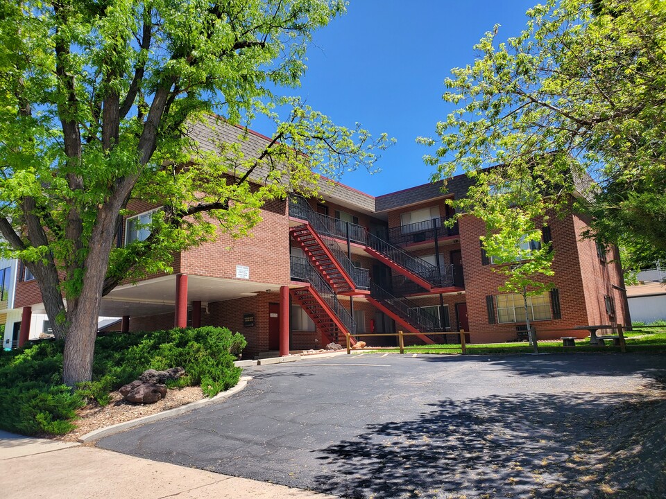 3430 S Grant St in Englewood, CO - Building Photo