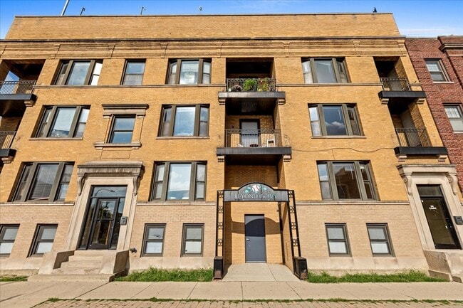 property at 3706 N Sheffield Ave