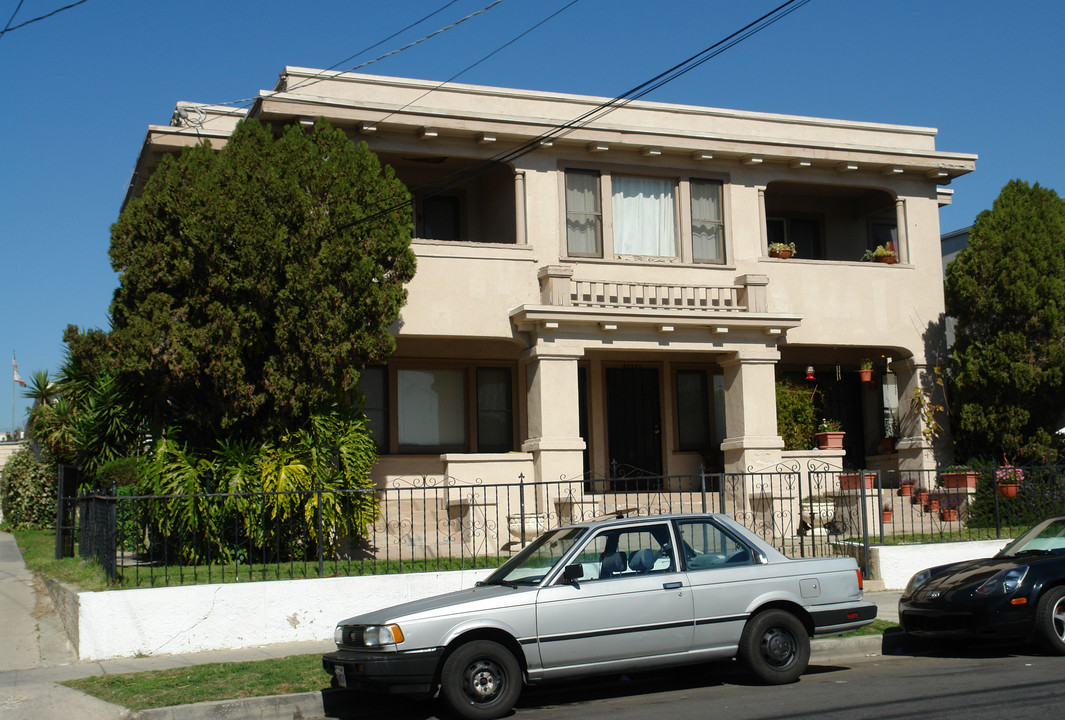 4343 Burns Ave in Los Angeles, CA - Building Photo