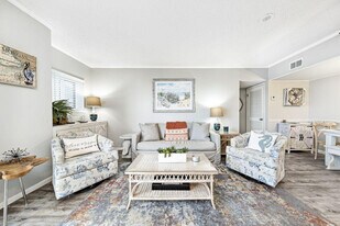 375 Plantation Rd in Gulf Shores, AL - Building Photo