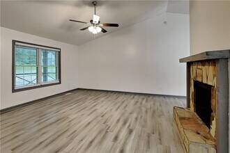 5406 Jamestowne Dr in Powder Springs, GA - Building Photo - Building Photo